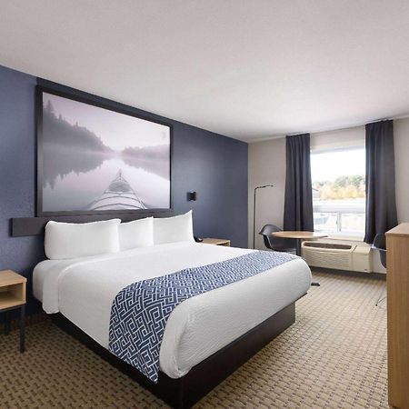 Hotel Super 8 By Wyndham St-Jerome Saint-Jerome Esterno foto