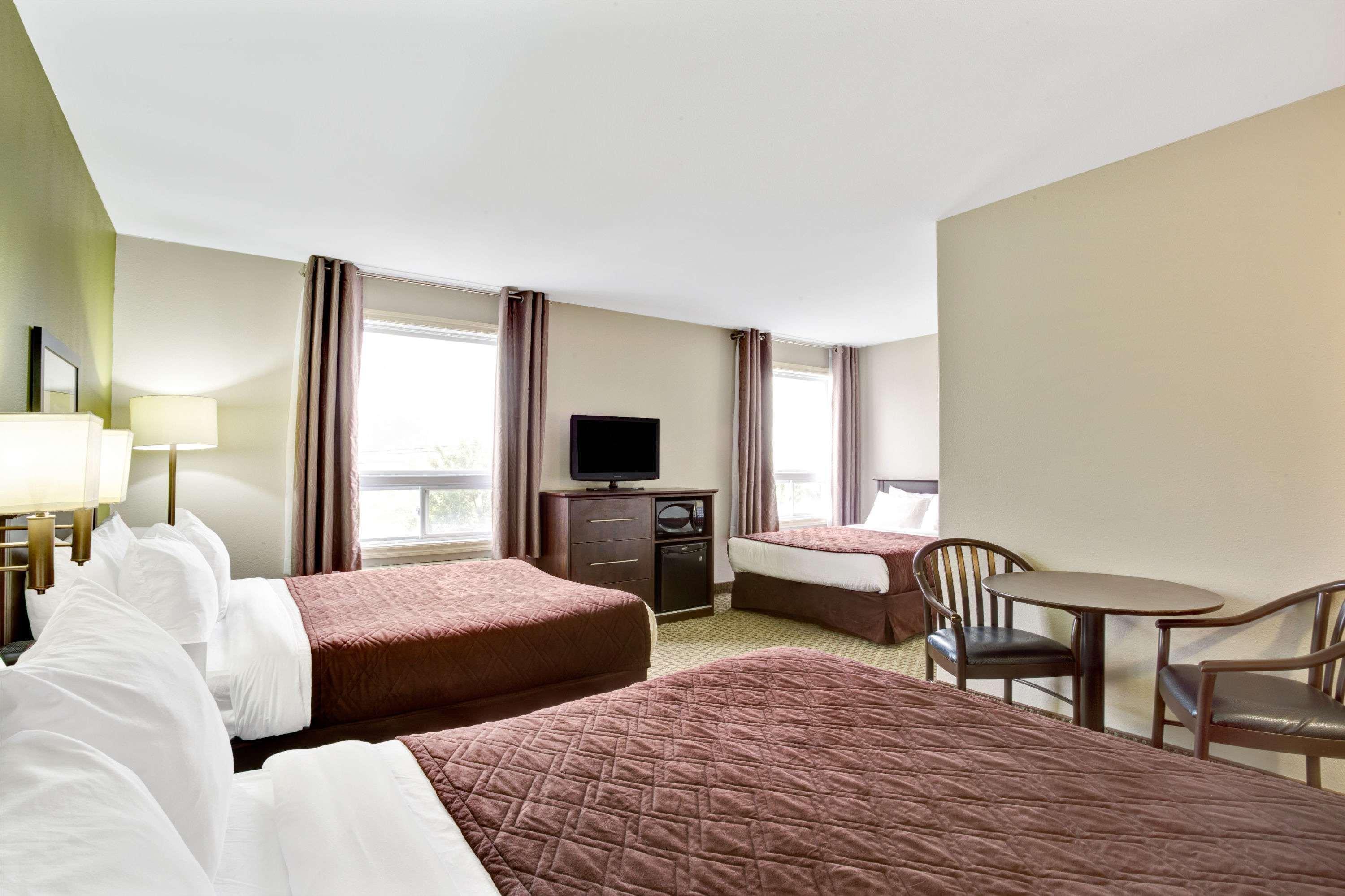 Hotel Super 8 By Wyndham St-Jerome Saint-Jerome Esterno foto