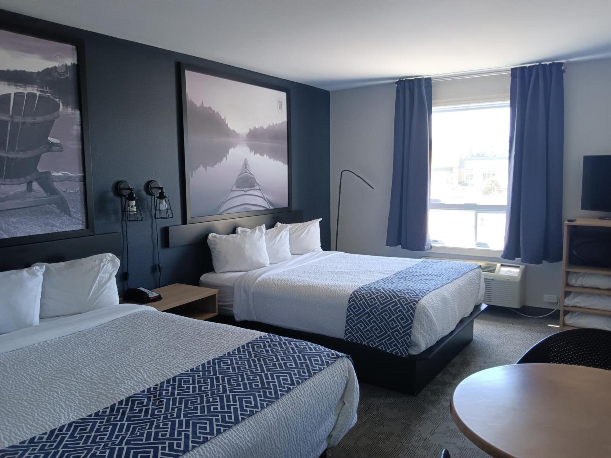 Hotel Super 8 By Wyndham St-Jerome Saint-Jerome Esterno foto
