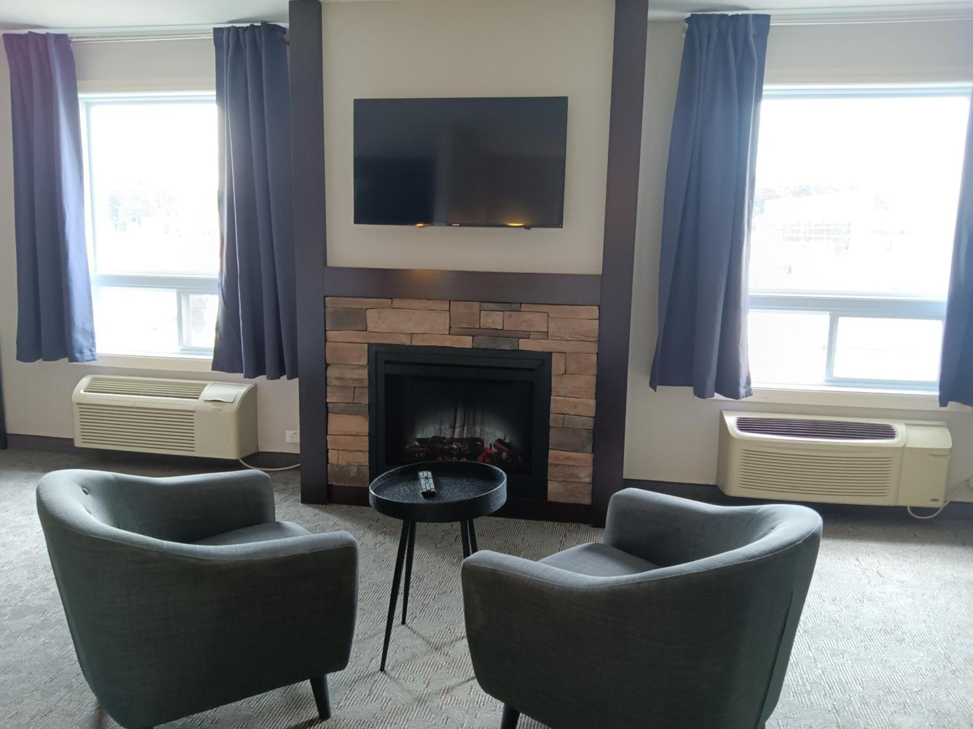 Hotel Super 8 By Wyndham St-Jerome Saint-Jerome Esterno foto