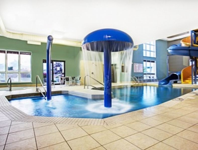 Hotel Super 8 By Wyndham St-Jerome Saint-Jerome Esterno foto
